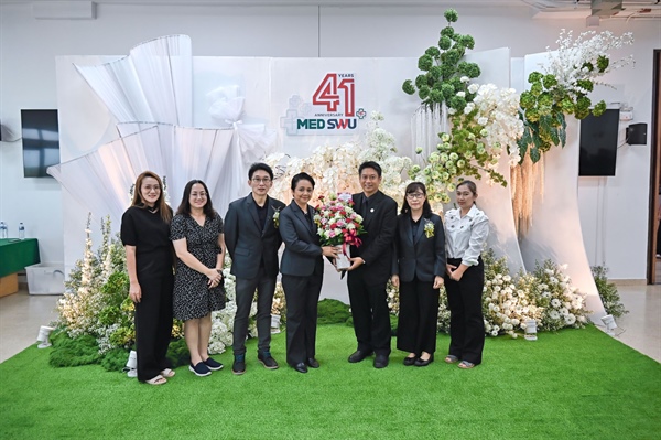 คณะวิศวกรรมศาสตร์ ร่วมแสดงความยินดี เนื่องในวาระครบรอบ 41 ปี สถาปนาคณะแพทยศาสตร์ มหาวิทยาลัยศรีนครินทรวิโรฒ